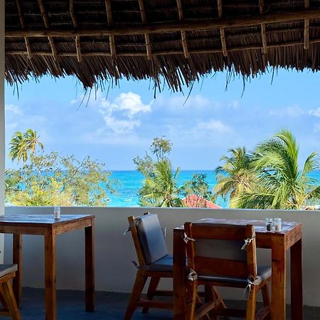 Rafiki Hotel Nungwi Beach Bagian luar foto
