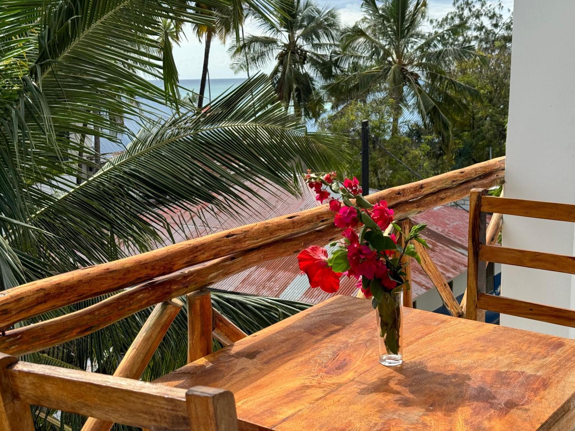 Rafiki Hotel Nungwi Beach Bagian luar foto