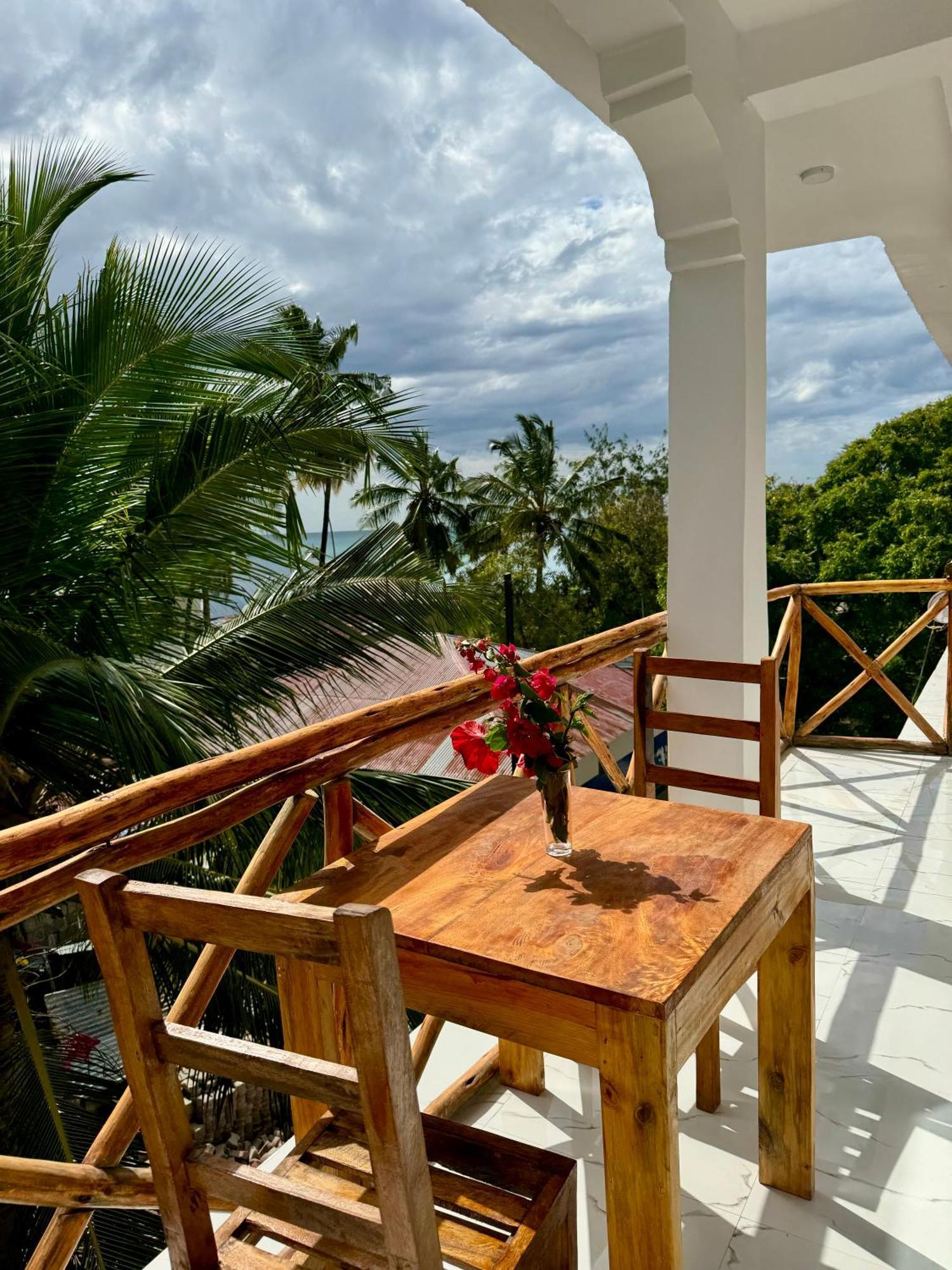 Rafiki Hotel Nungwi Beach Bagian luar foto
