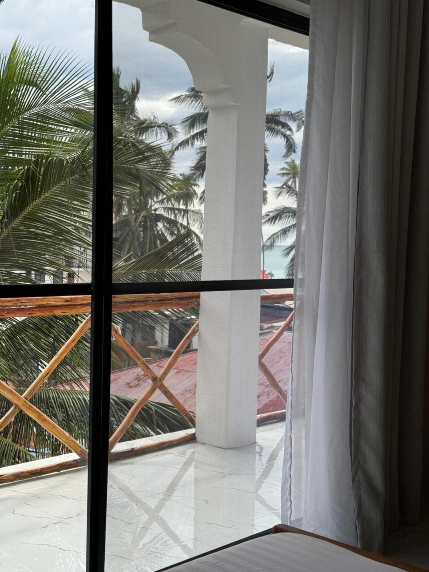 Rafiki Hotel Nungwi Beach Bagian luar foto