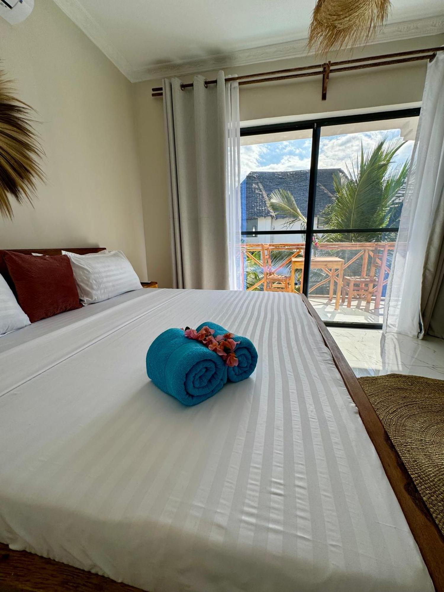 Rafiki Hotel Nungwi Beach Bagian luar foto