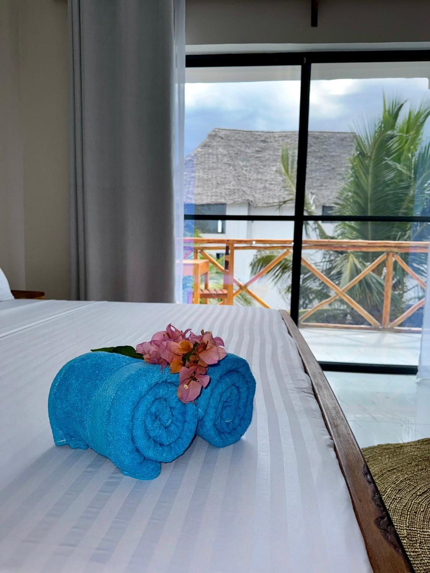 Rafiki Hotel Nungwi Beach Bagian luar foto