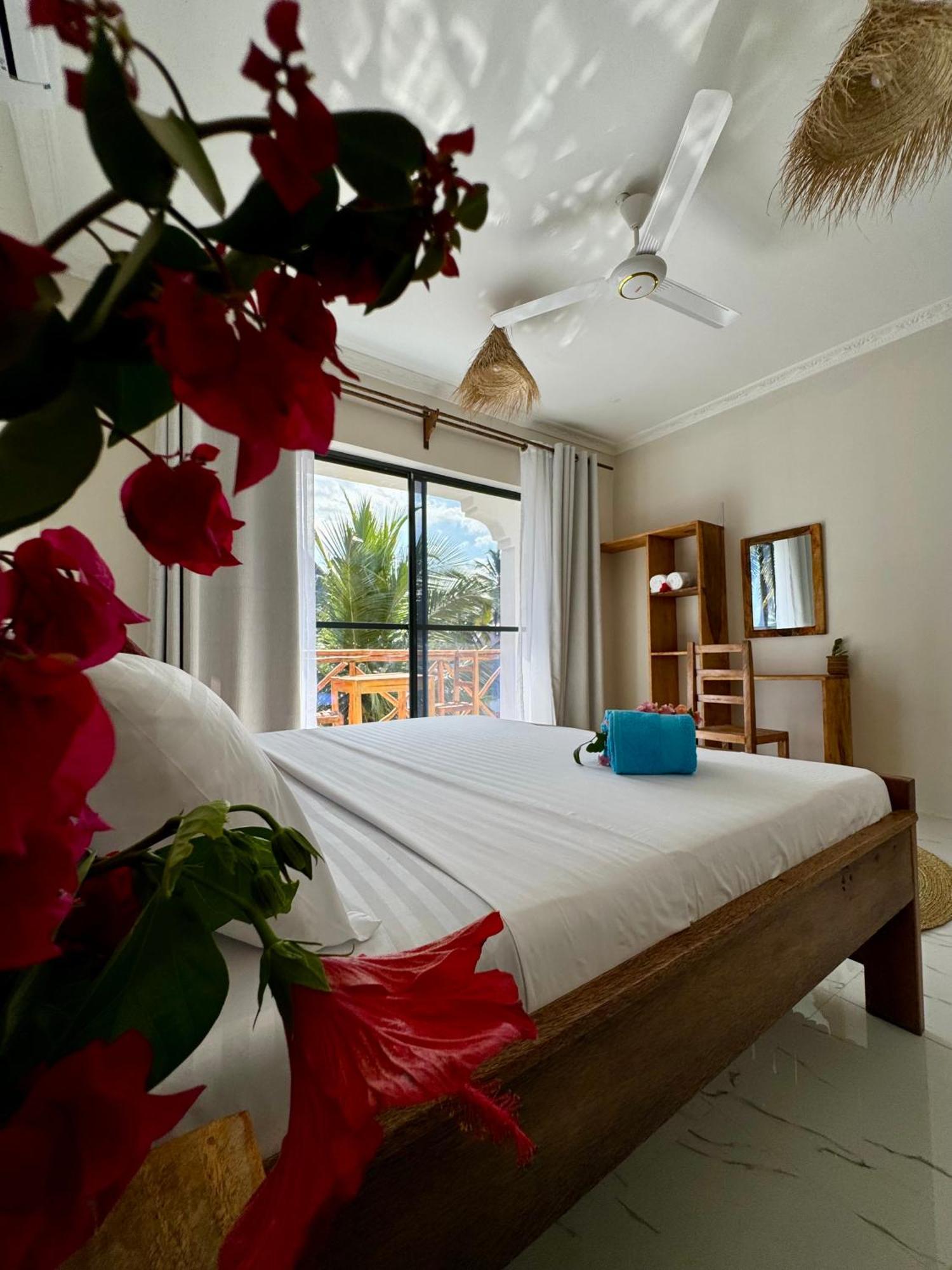 Rafiki Hotel Nungwi Beach Bagian luar foto