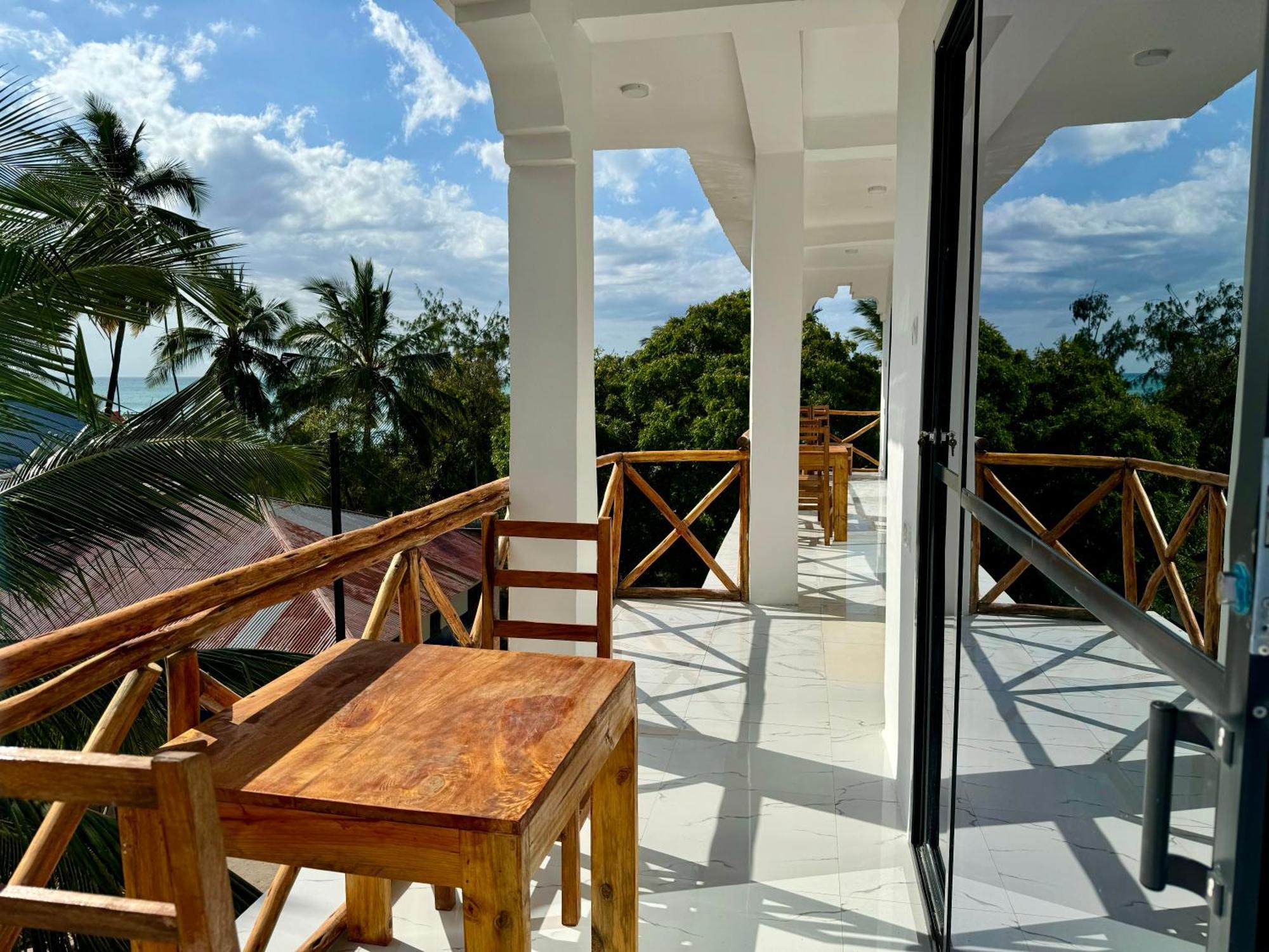 Rafiki Hotel Nungwi Beach Bagian luar foto